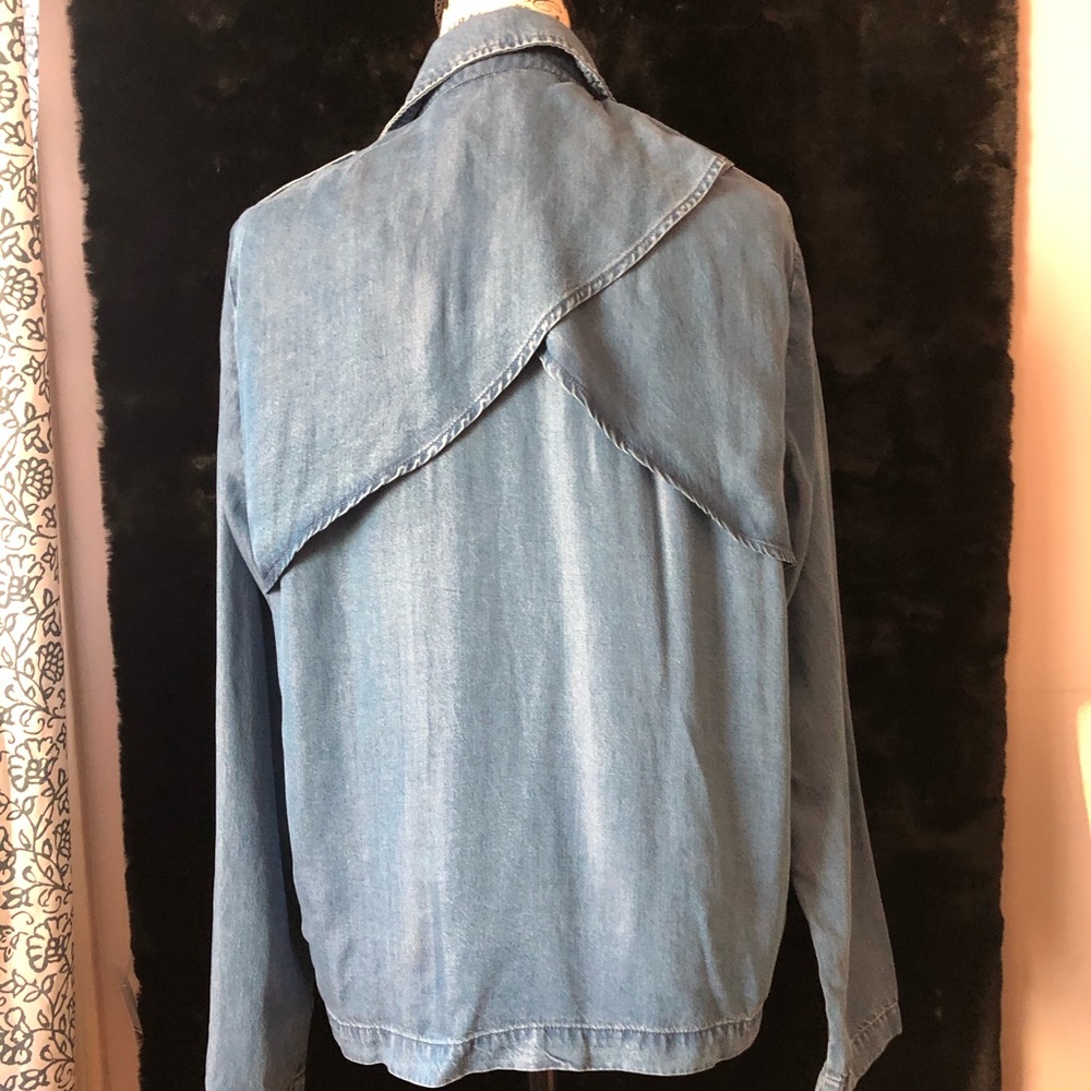 Splendid Chambray Utility Jacket - Picture 3 of 6